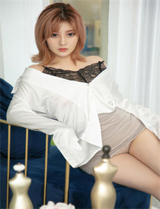 醉红楼在线,钟欣桐资料