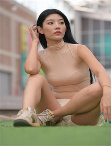 《一本岛一区在线观看不卡》
